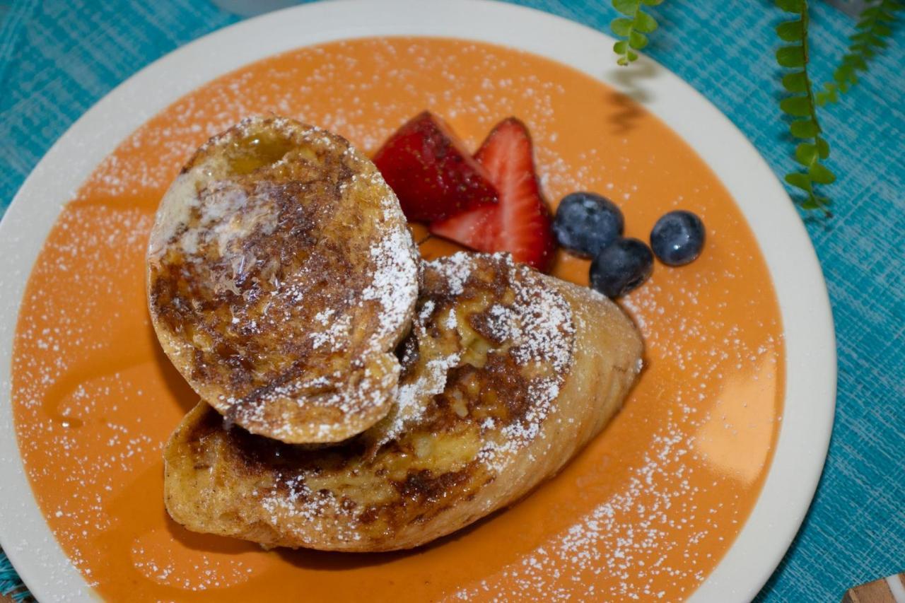 The Serene House Bed & Breakfast Luquillo Eksteriør bilde
